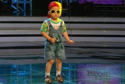 张俊豪爆料出道站视频,揭秘明星成长之路 第2张 张俊豪爆料出道站视频,揭秘明星成长之路 第2张